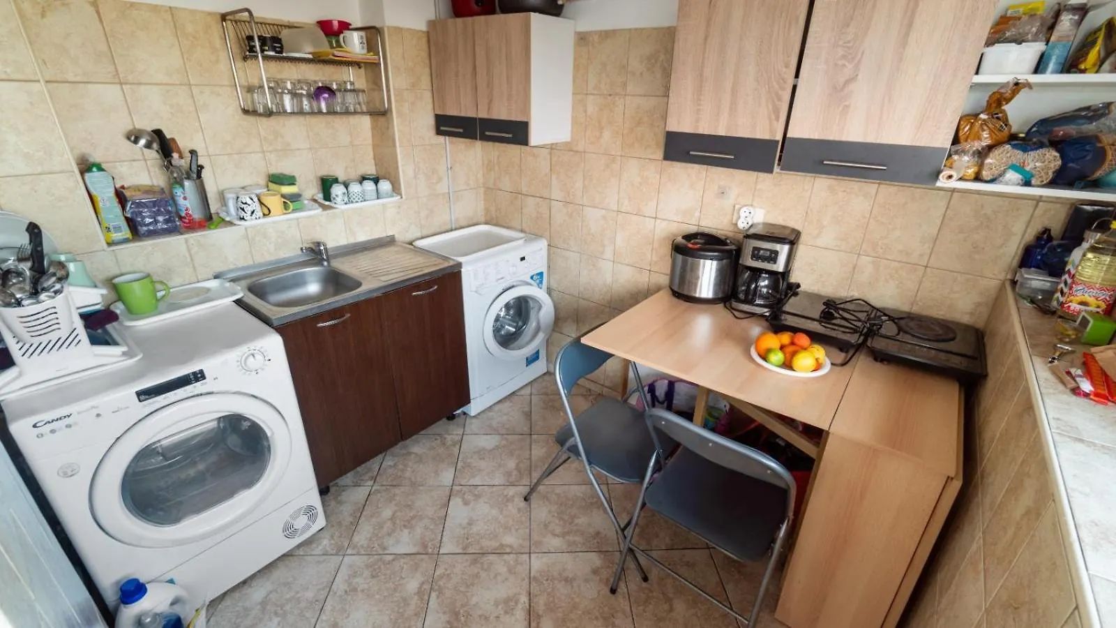 Camera Comuna Bucharest Homestay
