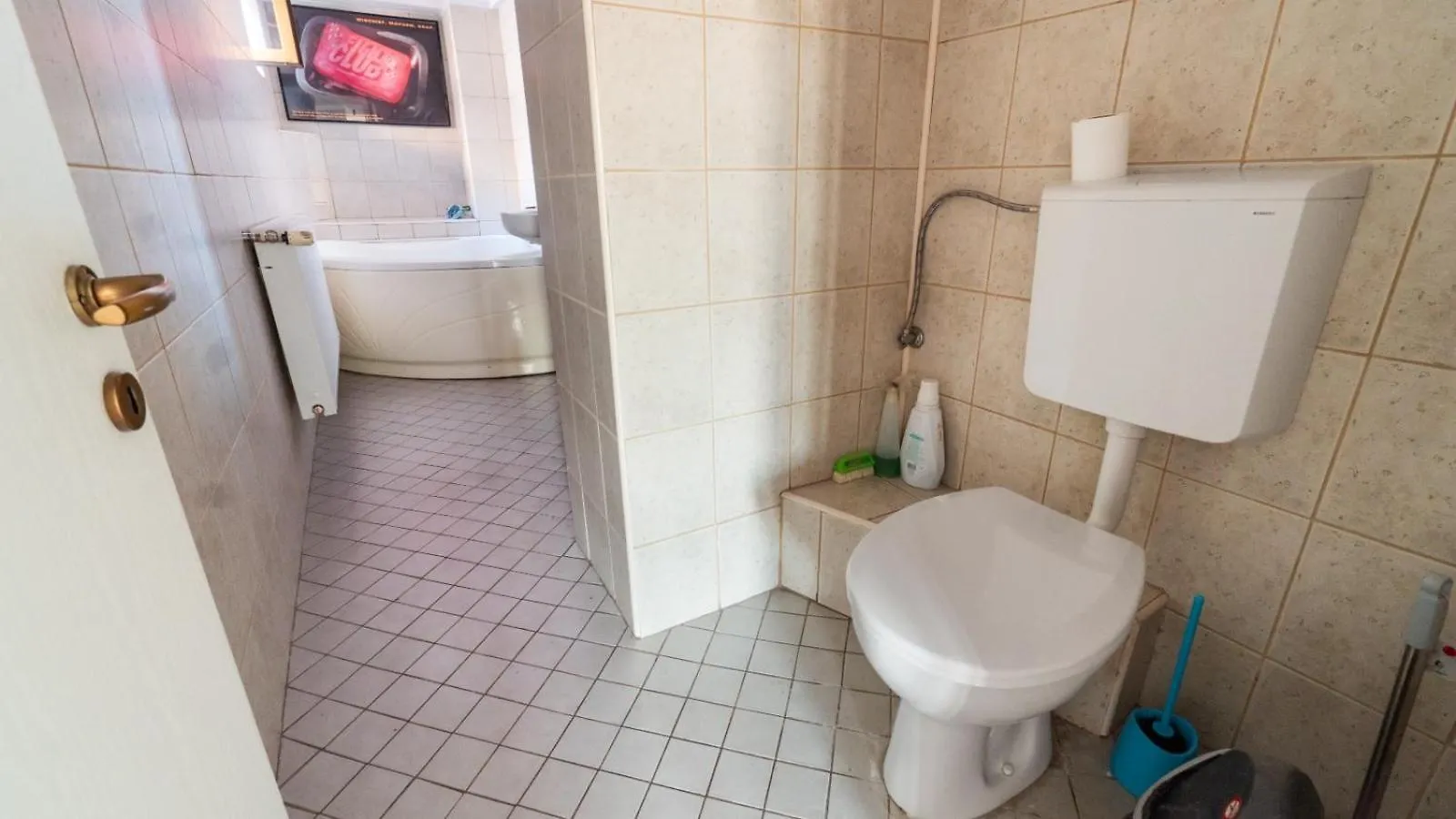 Homestay Camera Comuna Bucharest